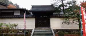 Wikipediaより：白峯寺・勅使門